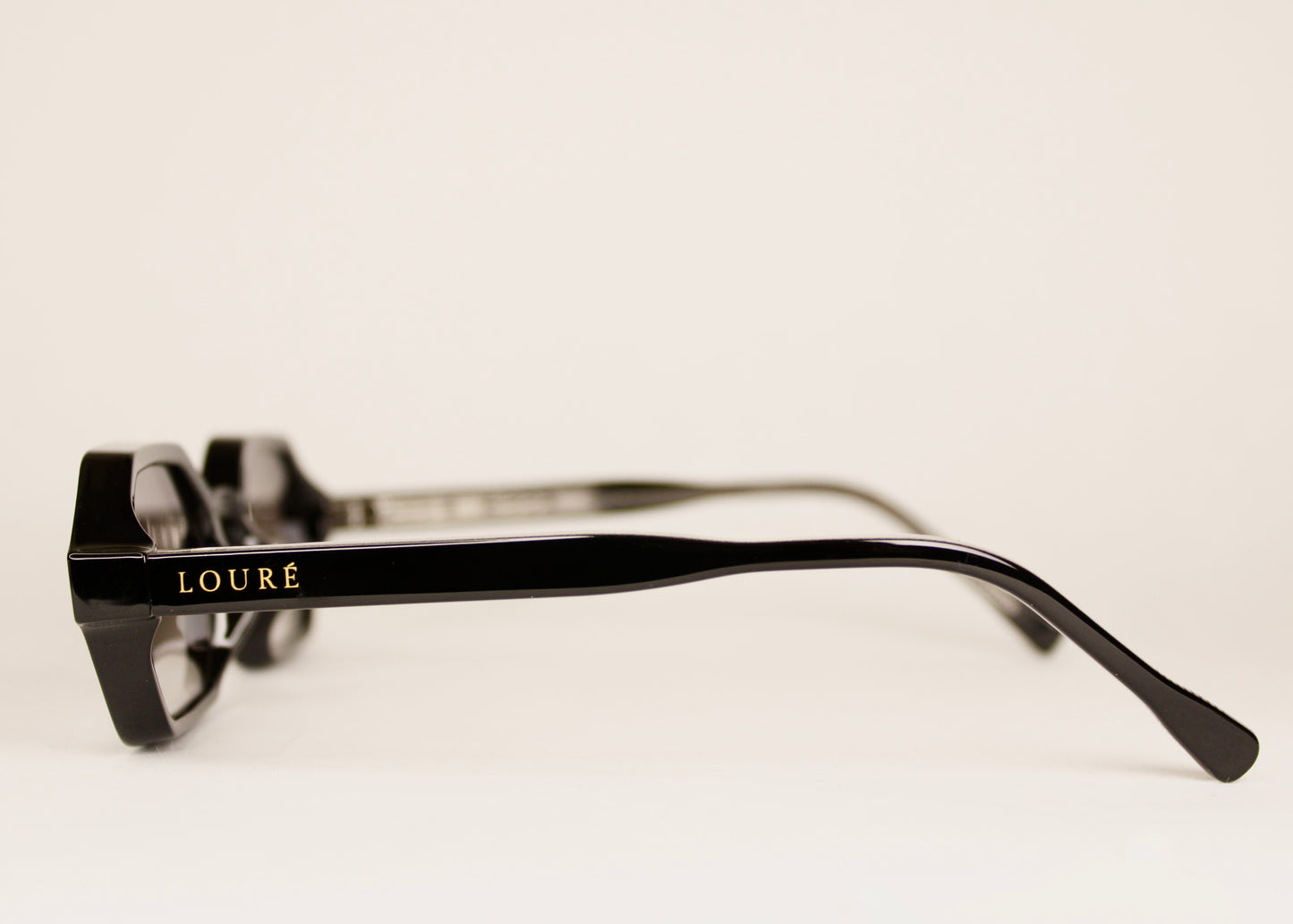 LUMORA Sunglasses – Black Edition