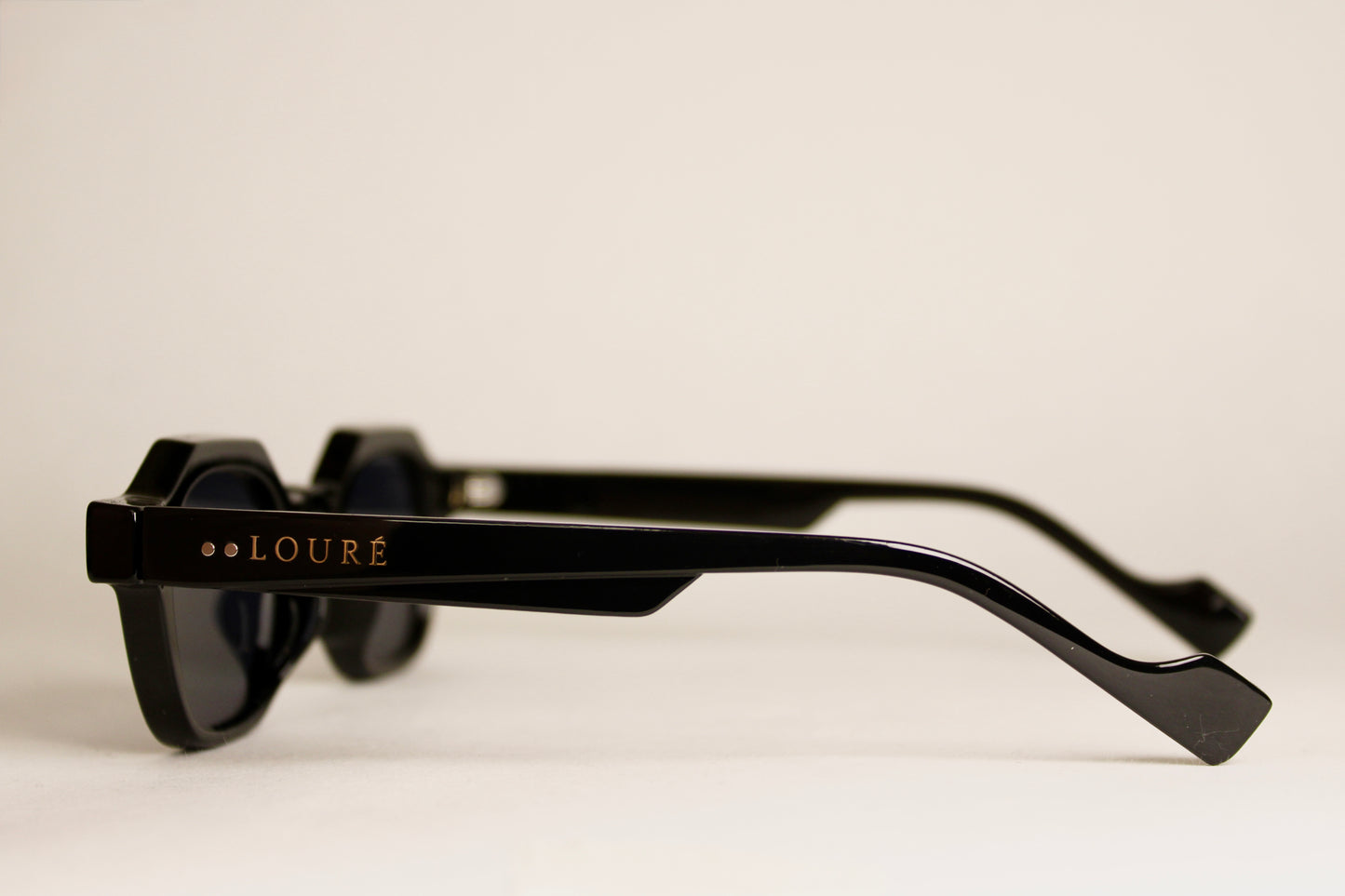 OROVÉ Sunglasses – Black Edition